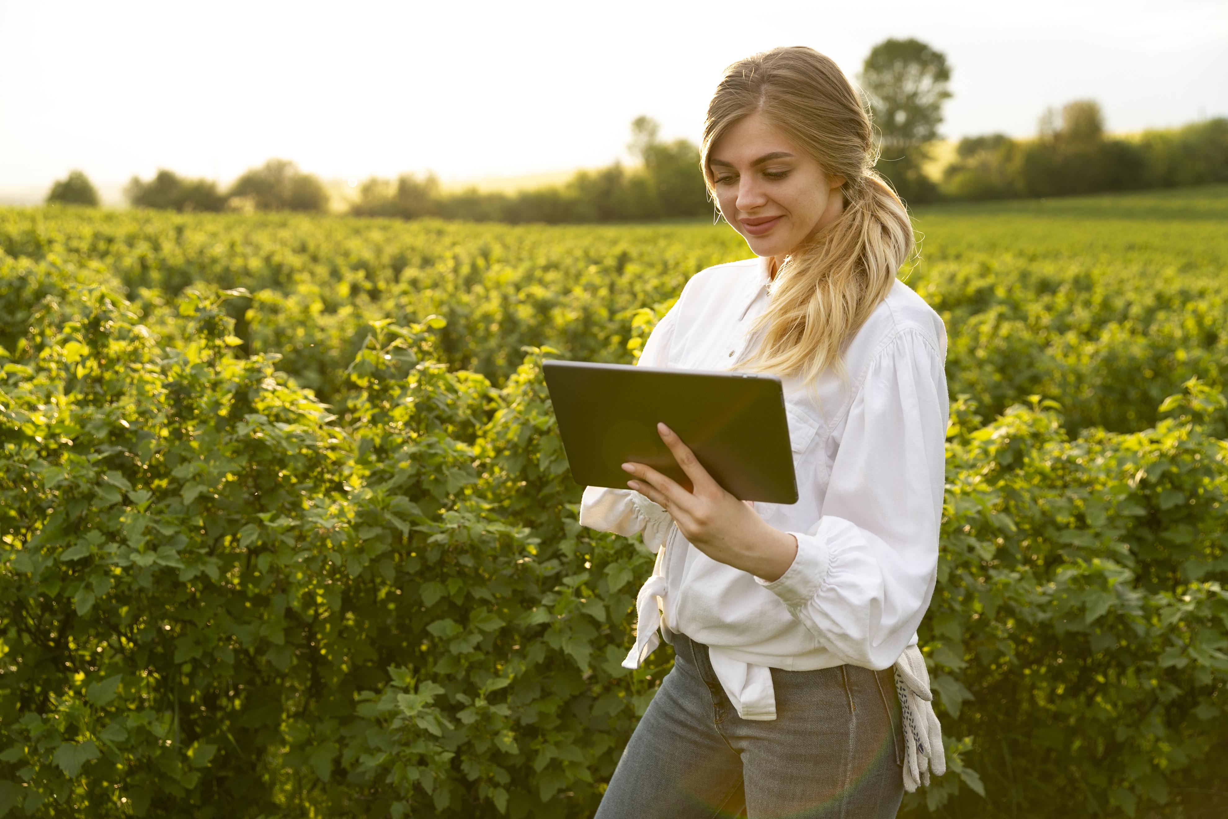 Agricoltura digitale con tablet